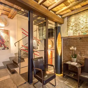 https://residenza-torre-colonna.it-romehotels.com
